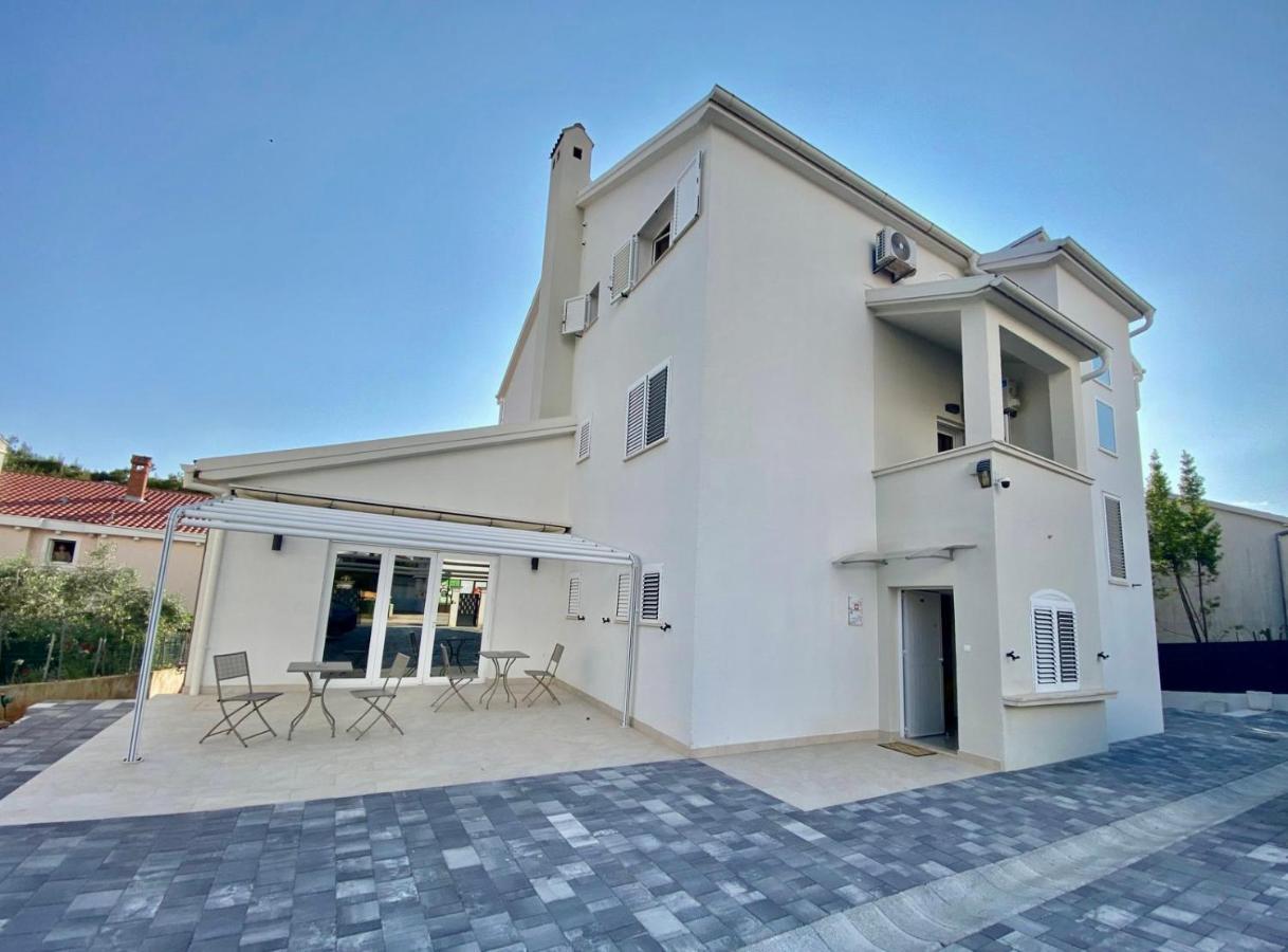 Apartments & Rooms Petra Zadar Eksteriør billede