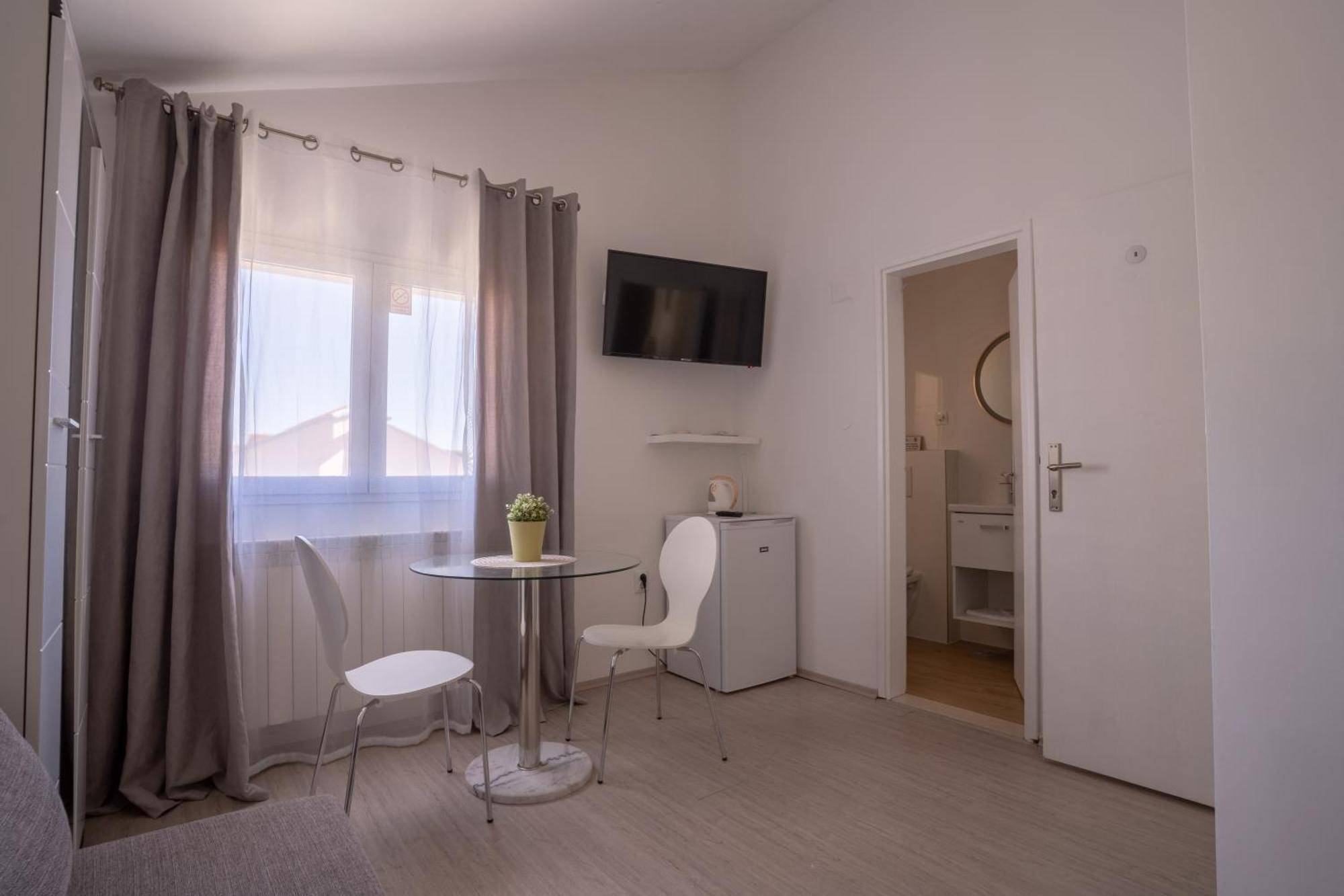Apartments & Rooms Petra Zadar Eksteriør billede