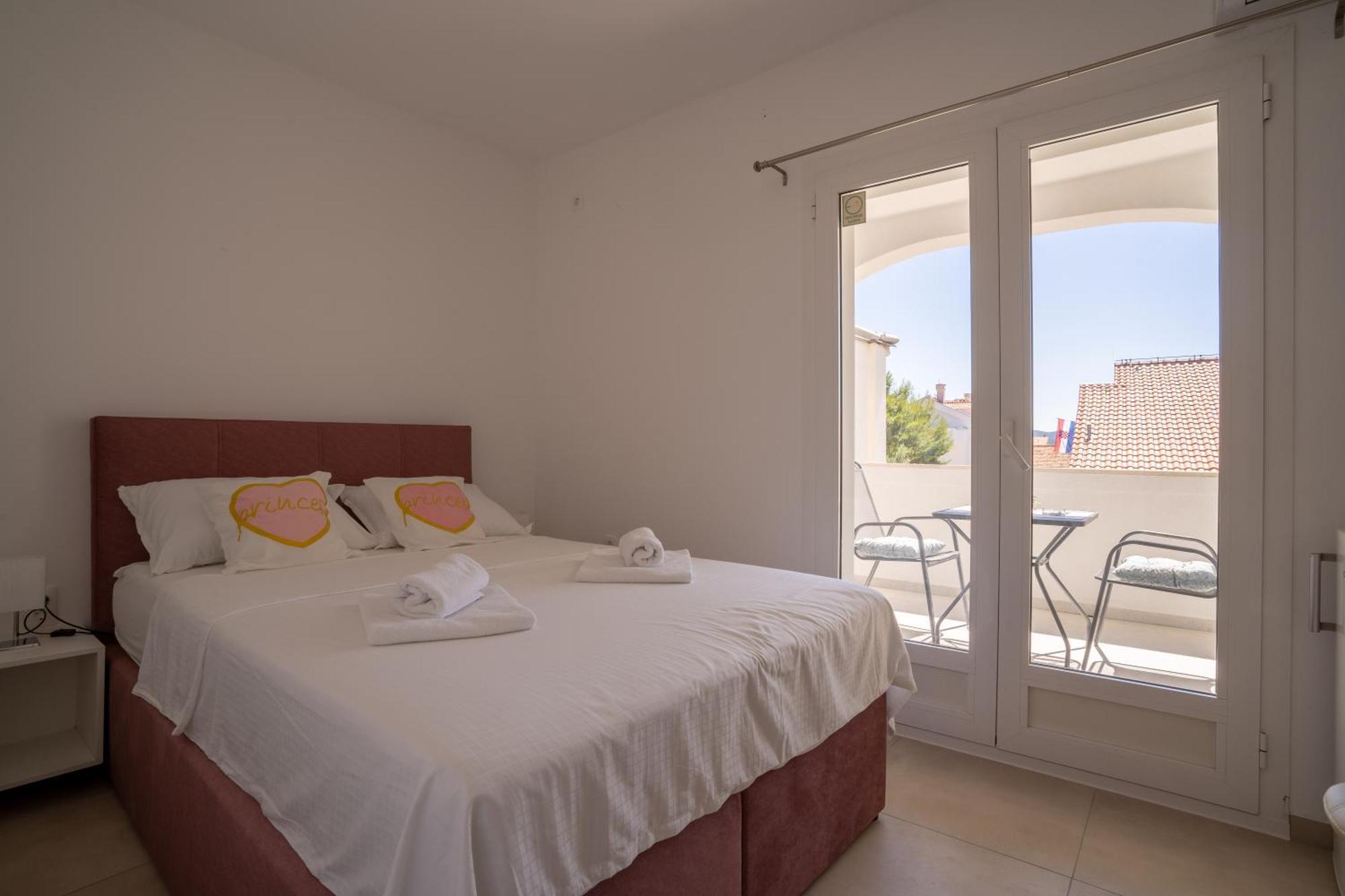 Apartments & Rooms Petra Zadar Eksteriør billede
